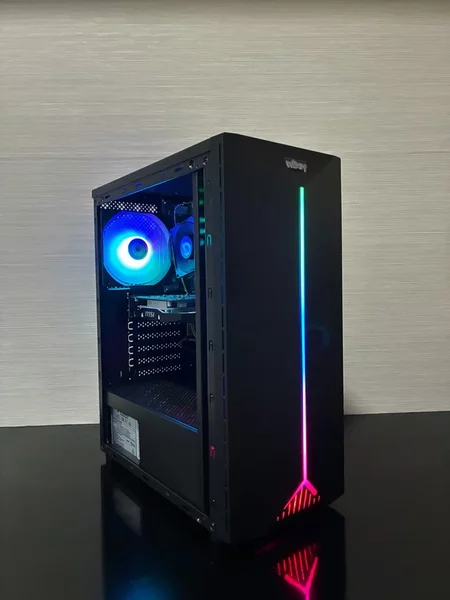 Sistem PC Gaming Intel Core i5, 16 GB RAM si RX 460